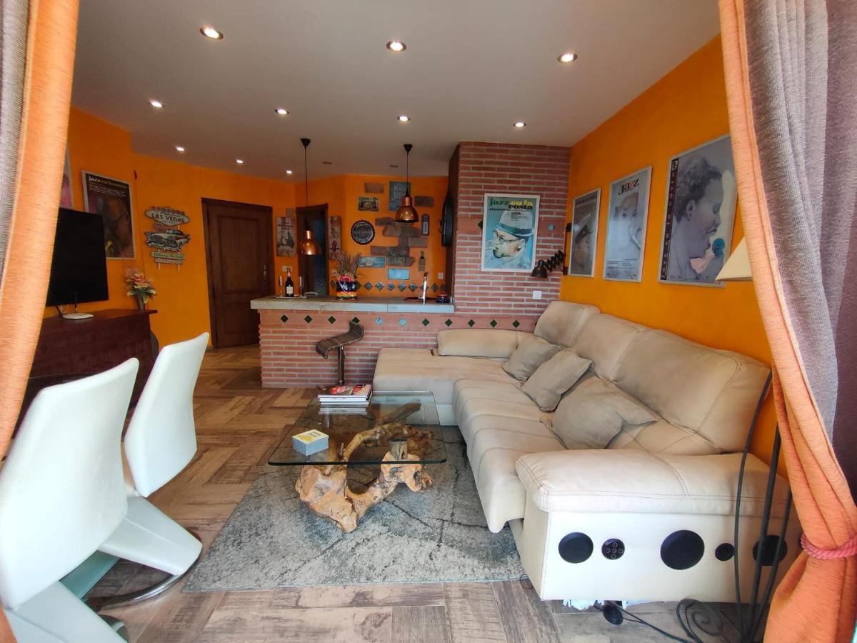 Apartamento Con Encanto Y Preciosas Vistas Junto A La Playa Almunecar Bagian luar foto